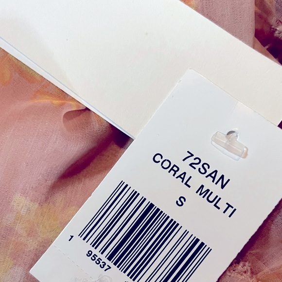 NEW FRENCH CONNECTION- Flowy Mock Neck Blouse with sheer arms in floral print - Picture 9 of 10